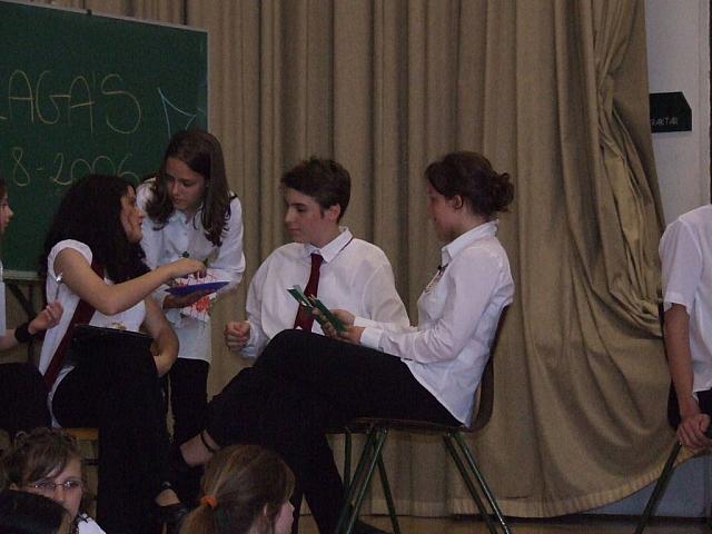 8b 4