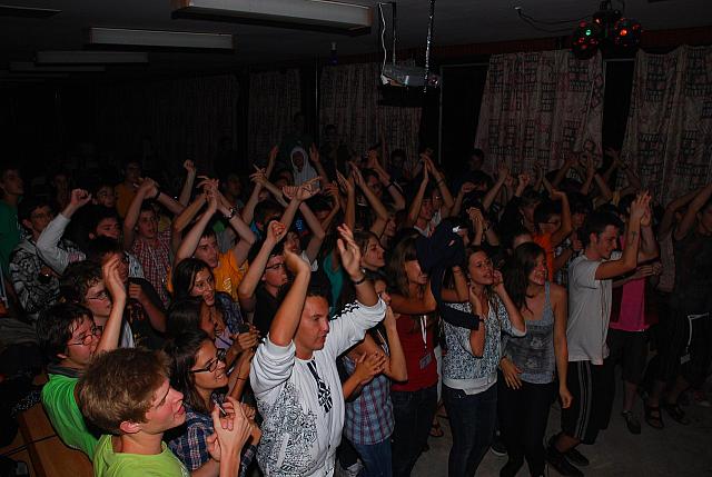 20100827-FazekasGT-eperkaraoke-11