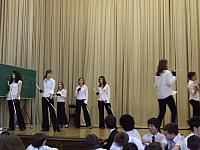 8b 13